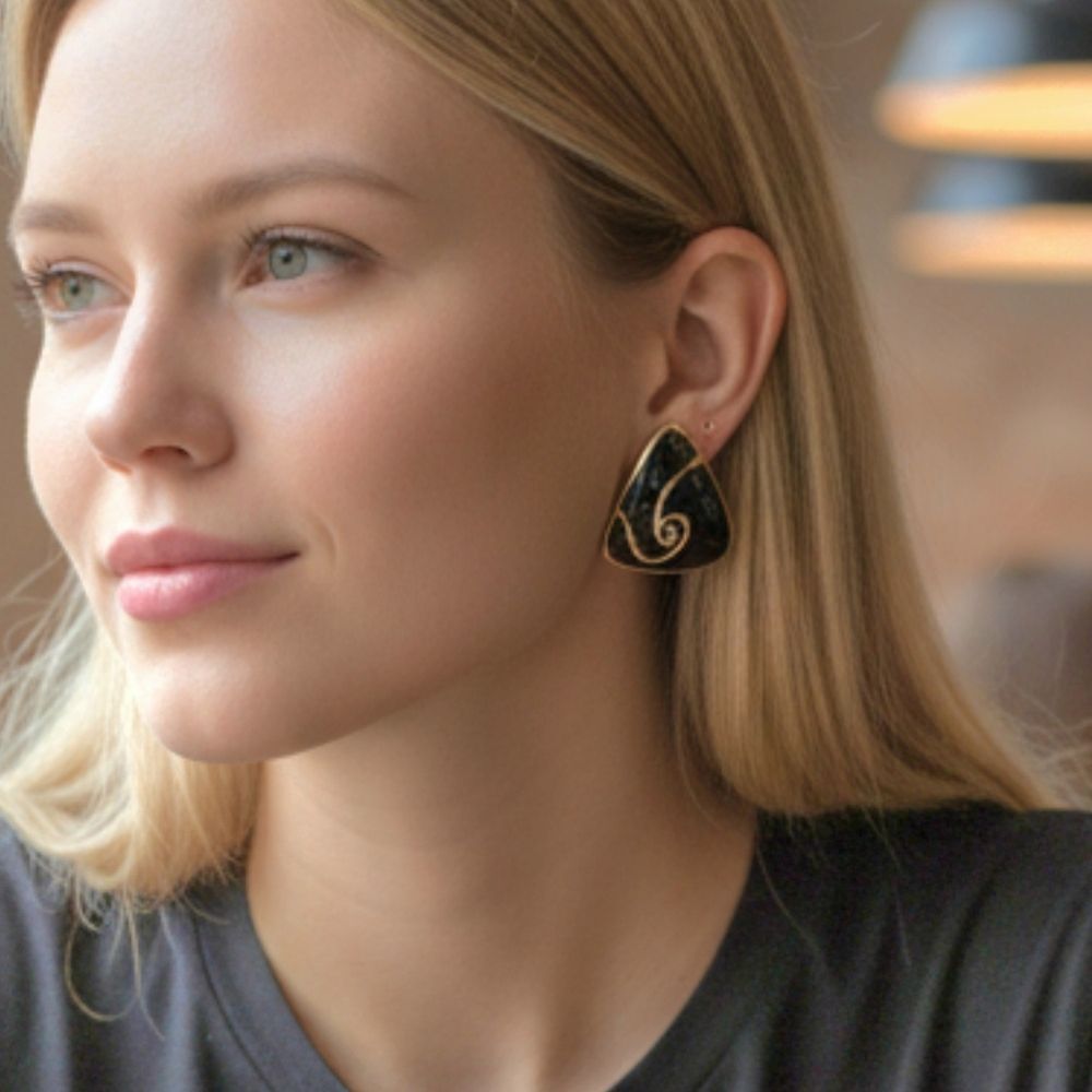 Givenchy Designer Signed Vintage Enamel Elegant Black Gold Plated Clipon Earring - Picture 5 of 13
